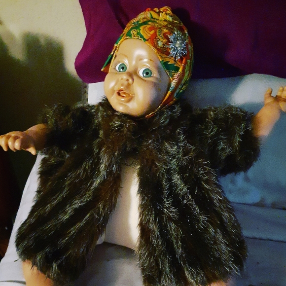 Meet your Posher, Lisa - Picture 5 of 15